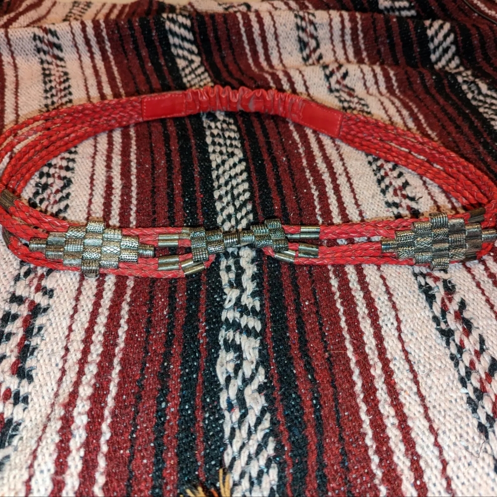 Funky leather lasso belt